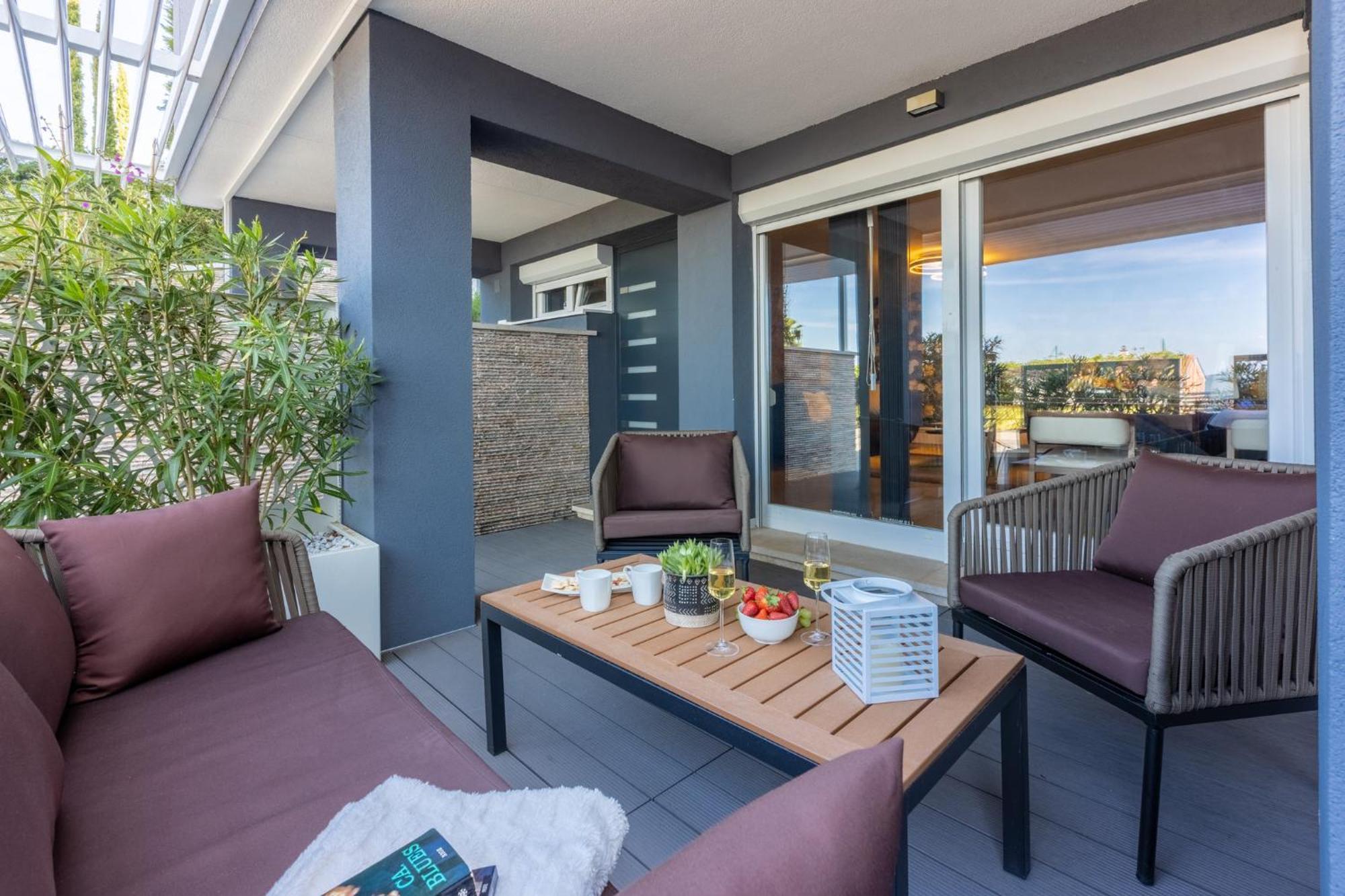 Panoramica Apartment With Whirlpool Криквеница Екстериор снимка